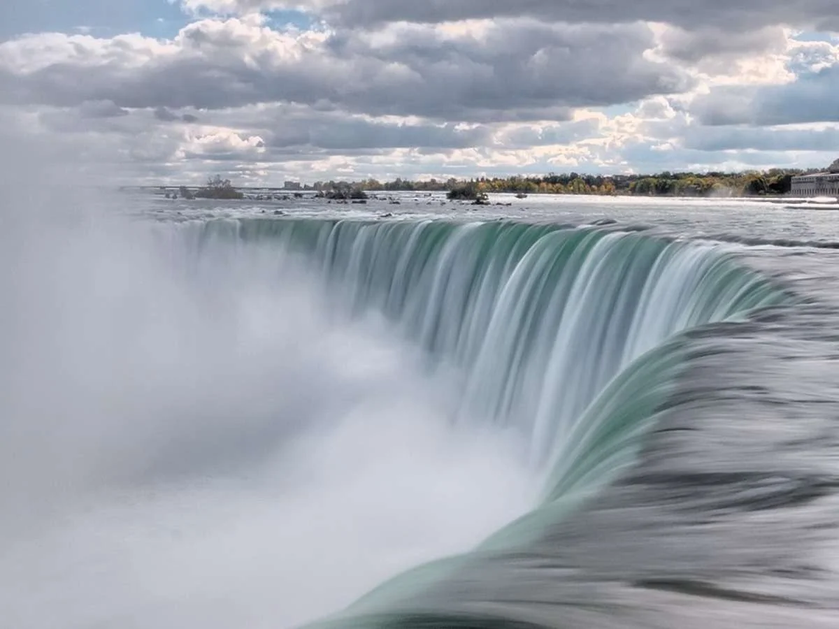 WODOSPAD NIAGARA - BOSTON