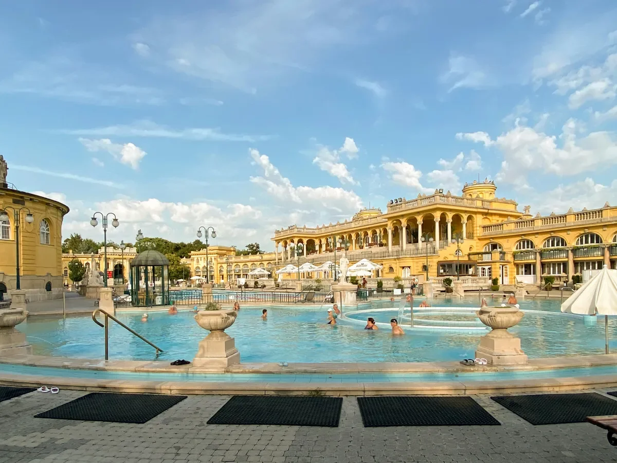 BUDAPESZT